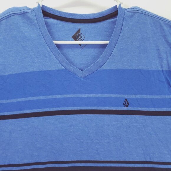 Volcom T-Shirt Mens XL Blue Black Striped Cotton V-Neck Pullover Classic Tee - Picture 3 of 9